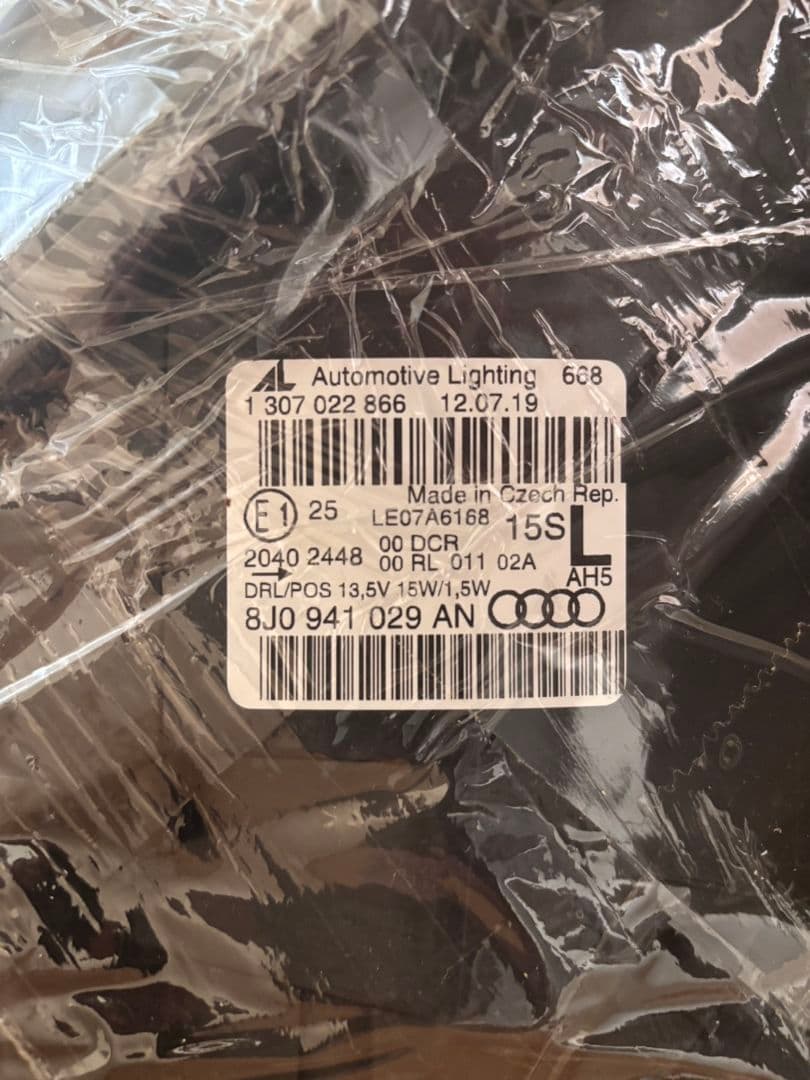 ⭐️新品⭐️Audi TT 8J 純正 ヘッドライト 左　AFS有　後期