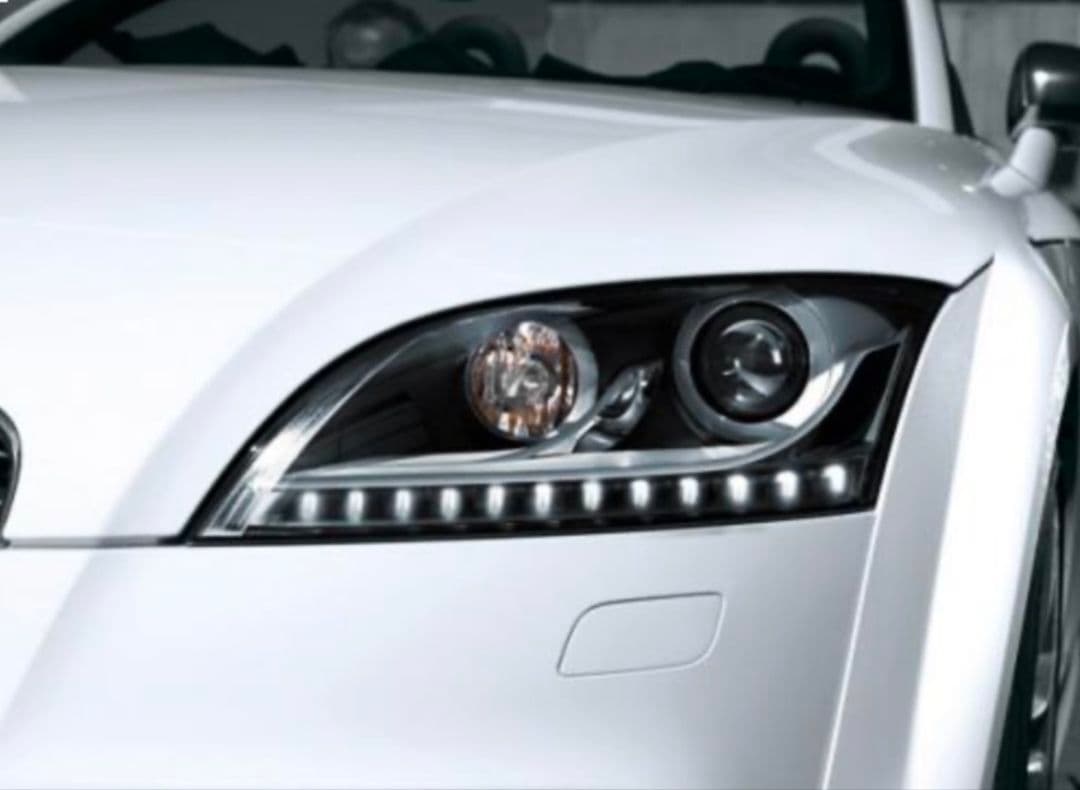 ⭐️新品⭐️Audi TT 8J 純正 ヘッドライト 左　AFS有　後期