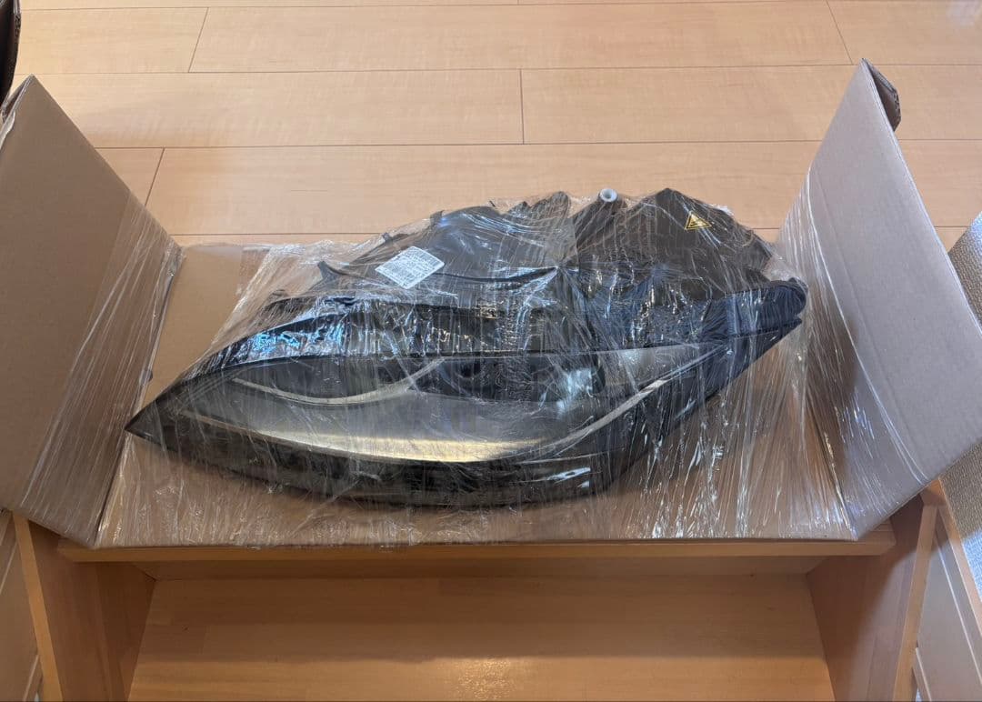 ⭐️新品⭐️Audi TT 8J 純正 ヘッドライト 左　AFS有　後期