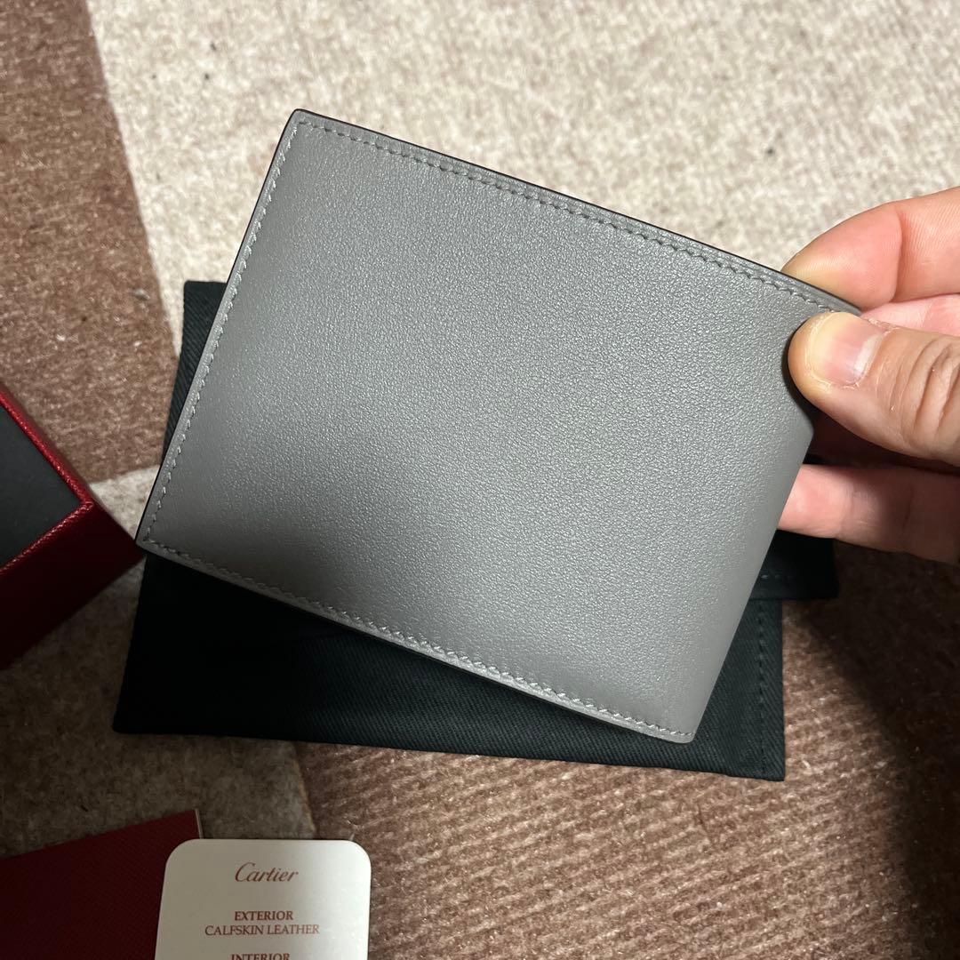 【 新品 未使用 】Cartier 二つ折り財布 グレー/ターコイズ