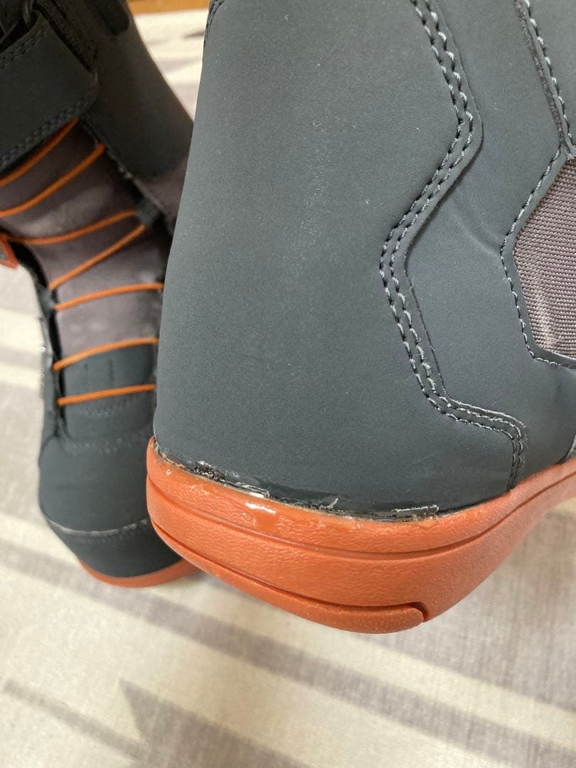 スノーボードブーツ　Deelux ID7.1 LARA