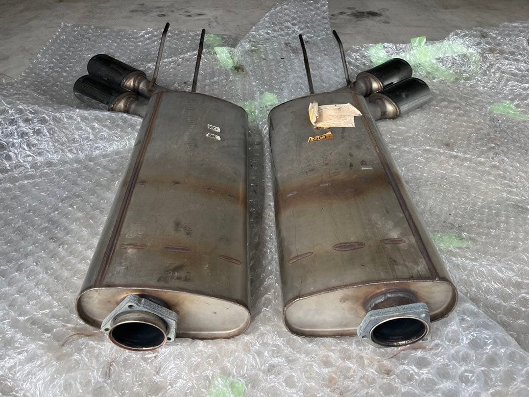 メルセデスベンツ　w463 Ｇ63 AMG用　AMG本国マフラー