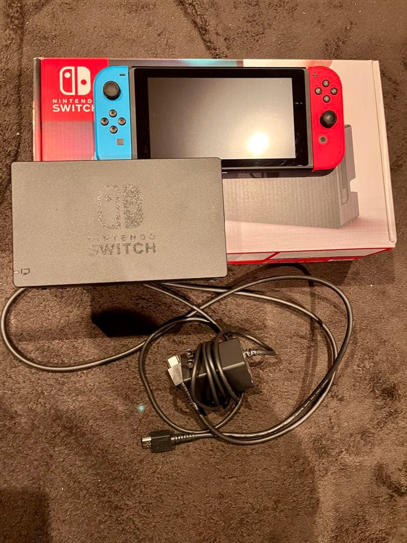 美品 ニンテンドーSwitch 任天堂 スイッチ 本体 付属品全完備 おまけ付