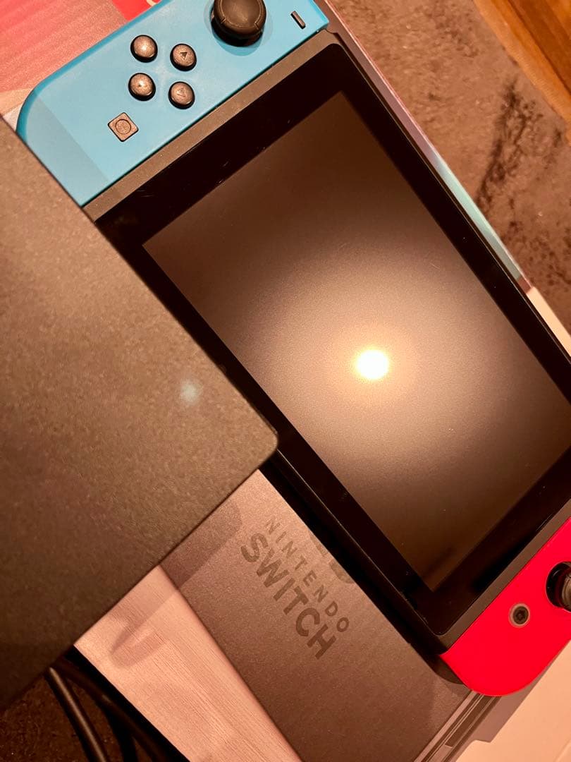 美品 ニンテンドーSwitch 任天堂 スイッチ 本体 付属品全完備 おまけ付