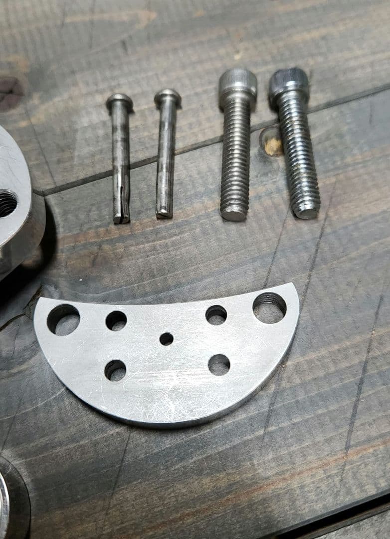 ハーレーJB２ポットキャリパー+キャリパーサポート+シールキット　ジャンク品