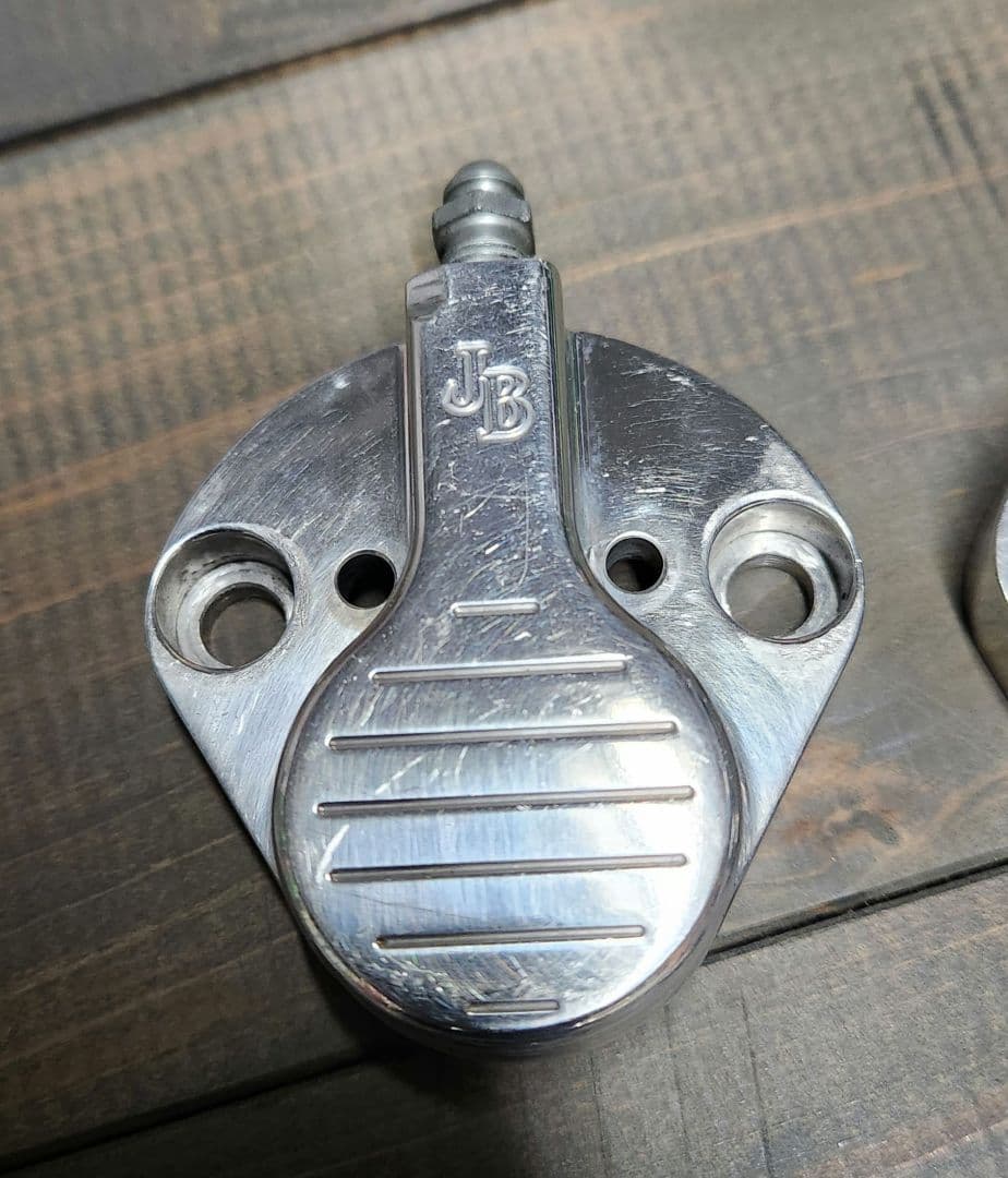 ハーレーJB２ポットキャリパー+キャリパーサポート+シールキット　ジャンク品