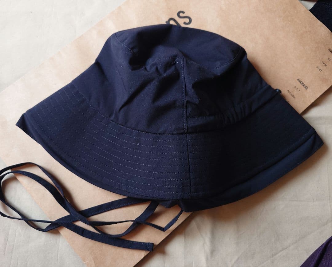 nagonstans　 首ひも付きハット