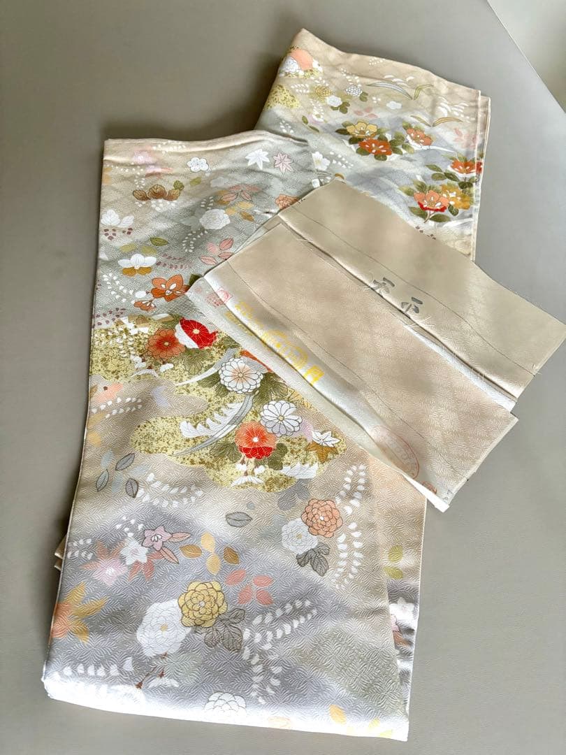 正絹 四季古典柄 友禅染 袷 訪問着 淡オレンジベージュ(和色:肌色) 未使用