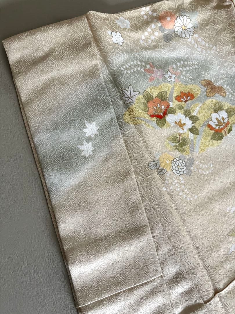 正絹 四季古典柄 友禅染 袷 訪問着 淡オレンジベージュ(和色:肌色) 未使用