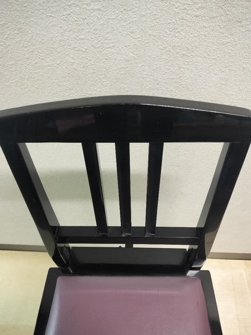 トムソン椅子　ブラック