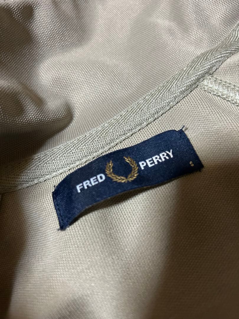 ✨超美 FRED PERRY / Contrast Tape Track JKT
