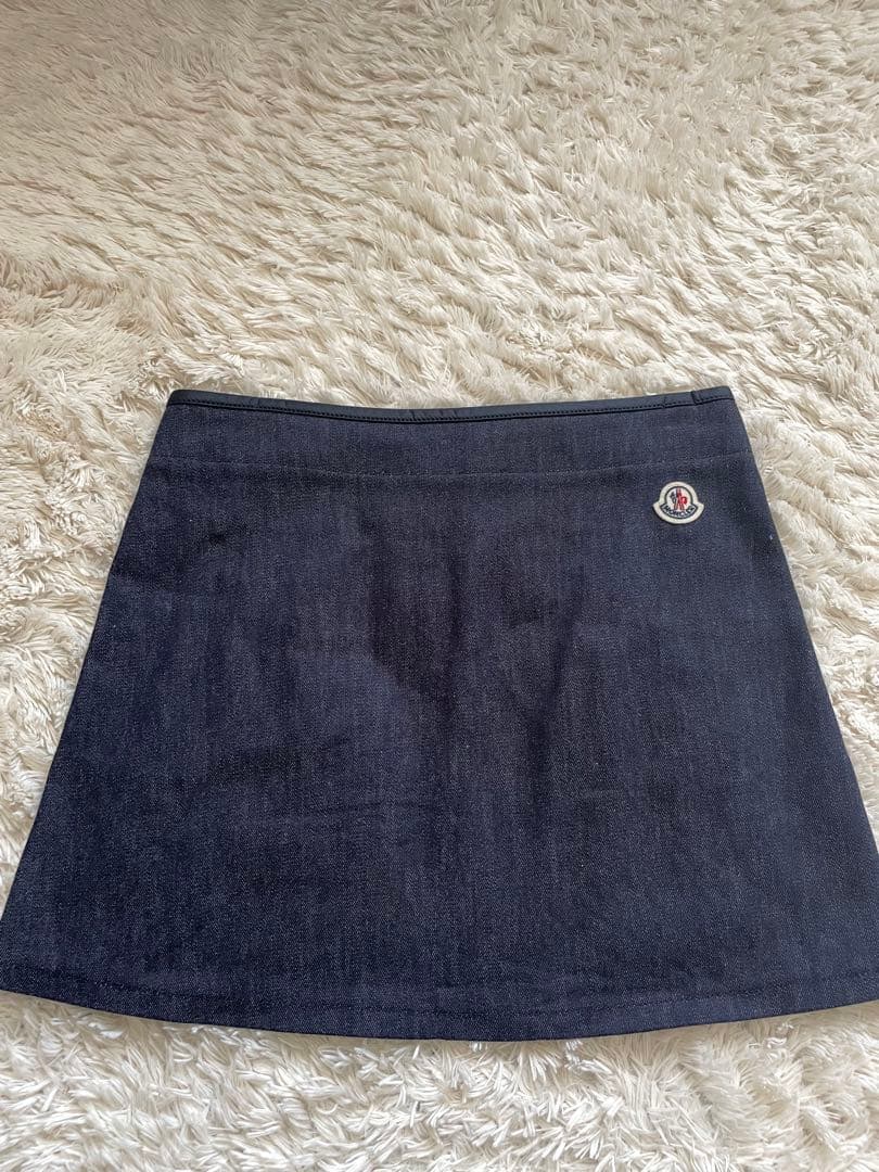 MONCLER ボタン付きデニムスカート