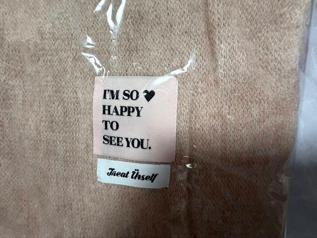 treat ürself トリートユアセルフ マフラー ピンク　新品未使用⭐︎