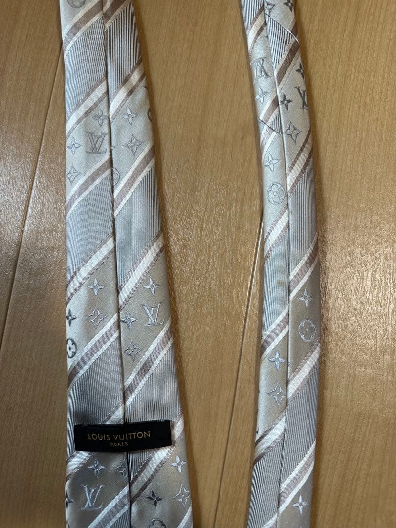 ルイ・ヴィトン ネクタイ