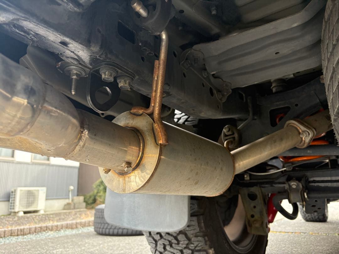 ランクル200 左右4本出しマフラー