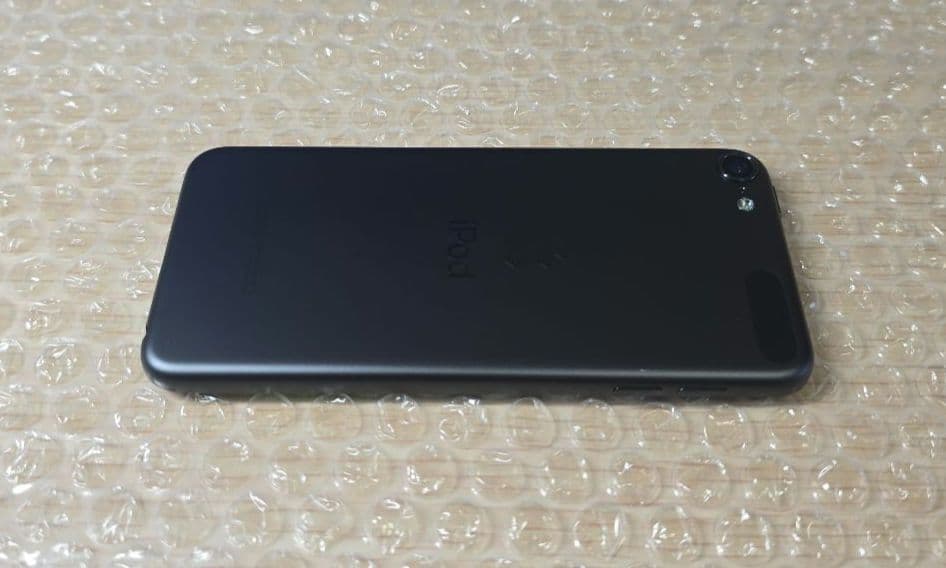 y*u様 iPod touch 7◼️充放電回数3回◼️バッテリー容量100%◼