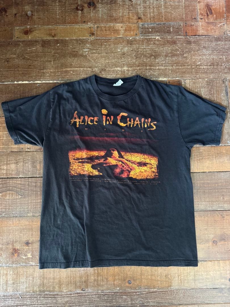 ヴィンテージ ALICE IN CHAINS (アリスインチェインズ)
