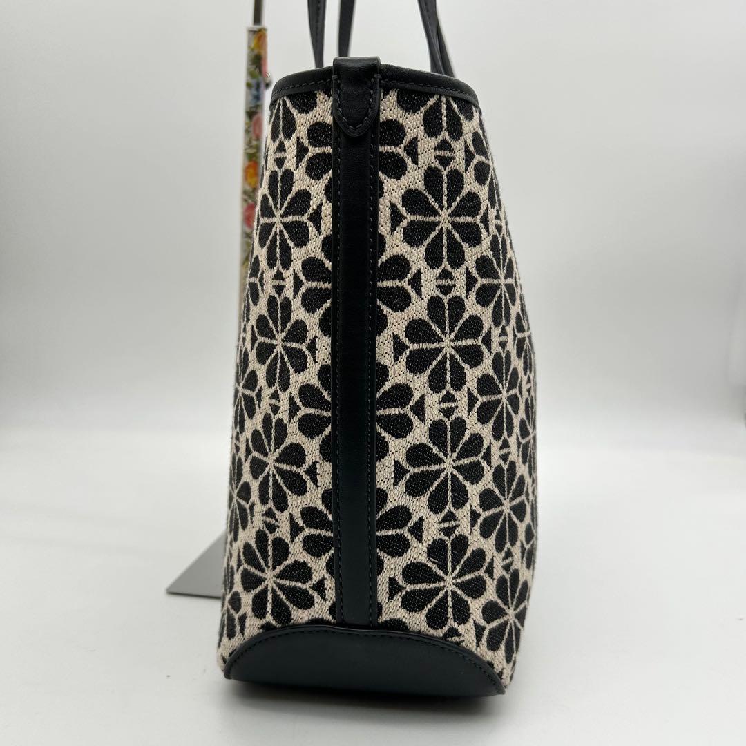 未使用　ケイトスペード　トートバッグ　花柄　ロゴ　ジャガード　A4◎　肩掛け◎