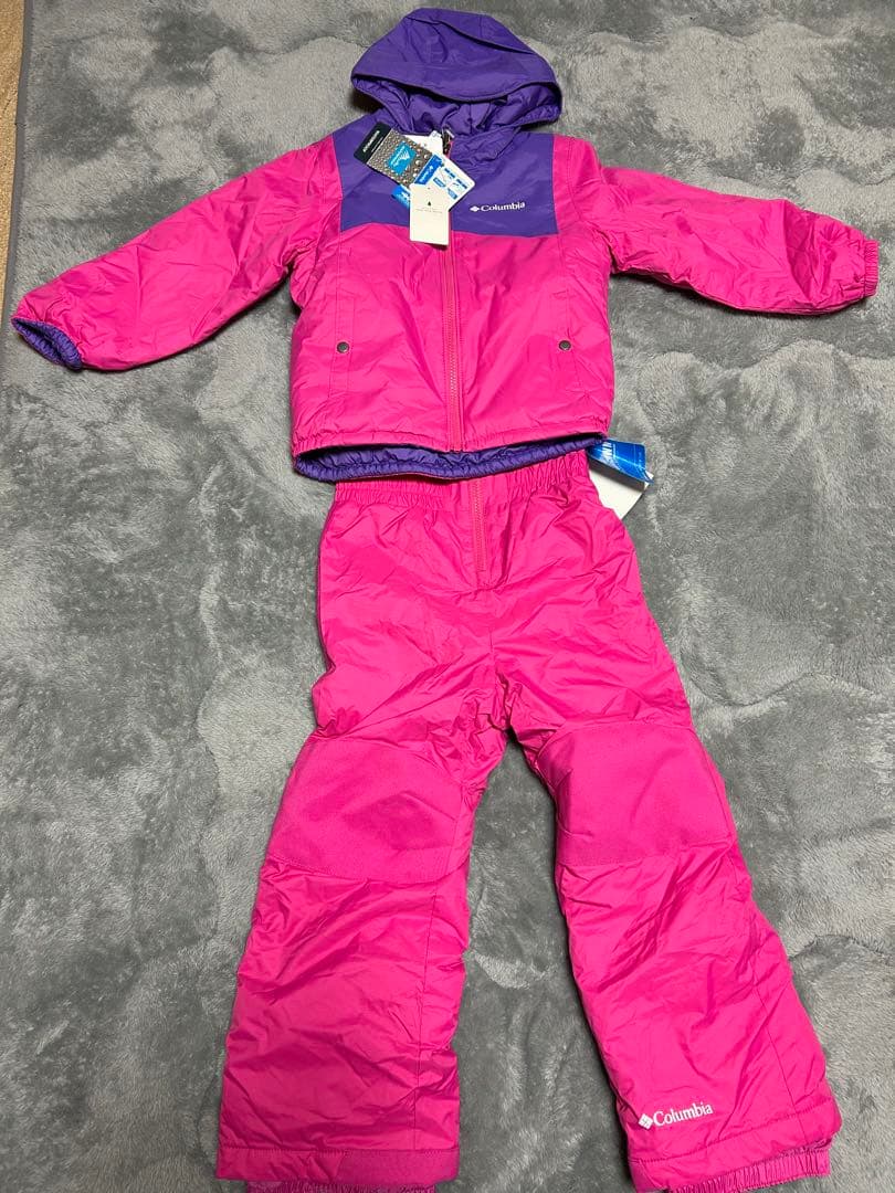 【新品タグ付】Columbia 子ども用スキーウェア ピンク