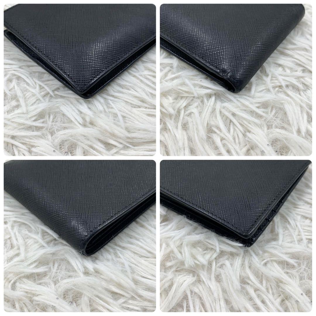 【✨極美品✨】プラダ 二つ折り財布 サフィアーノレザー メタルロゴ ブラック