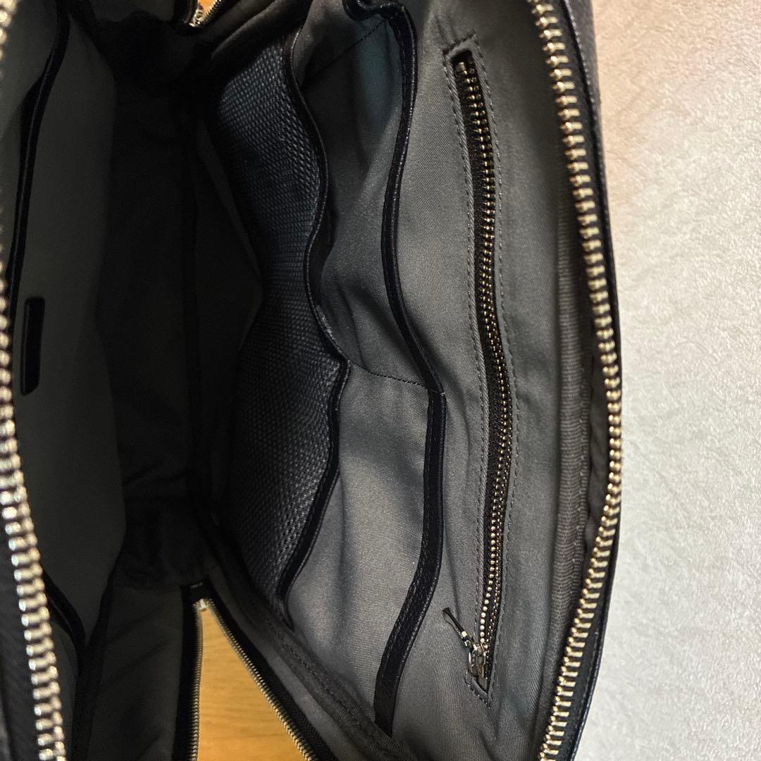 ＬIＢスリムバックパック/カラー：ホールブラック