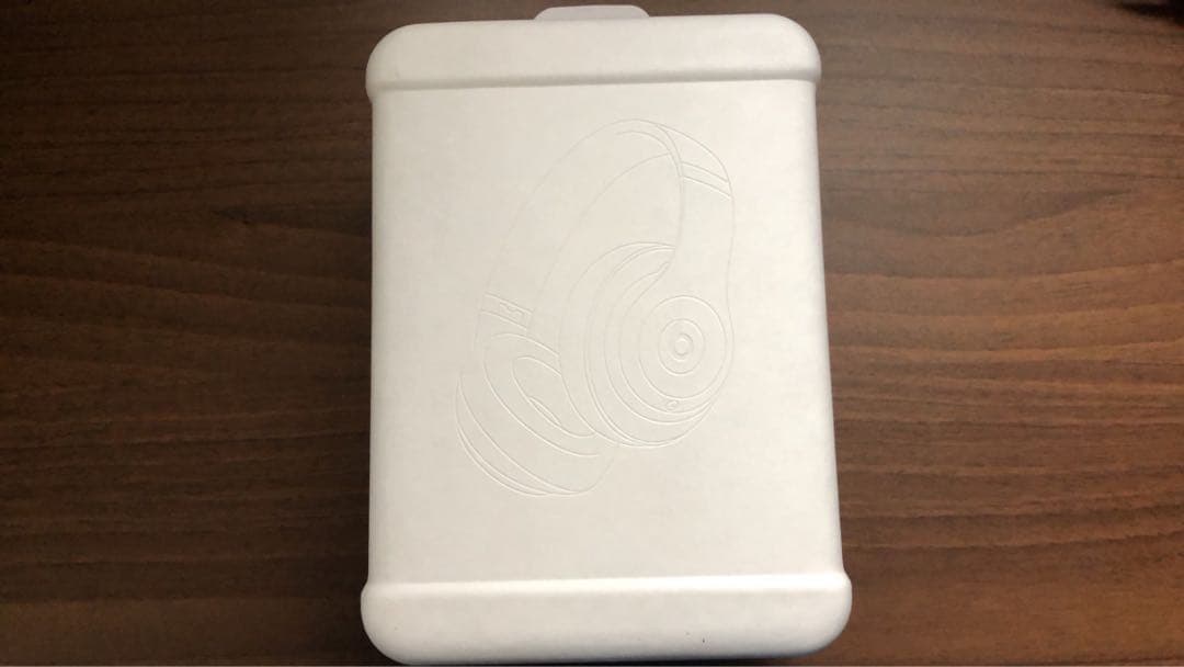 新品開封 Beats Studio proヘッドホン マットホワイト 希少カラー