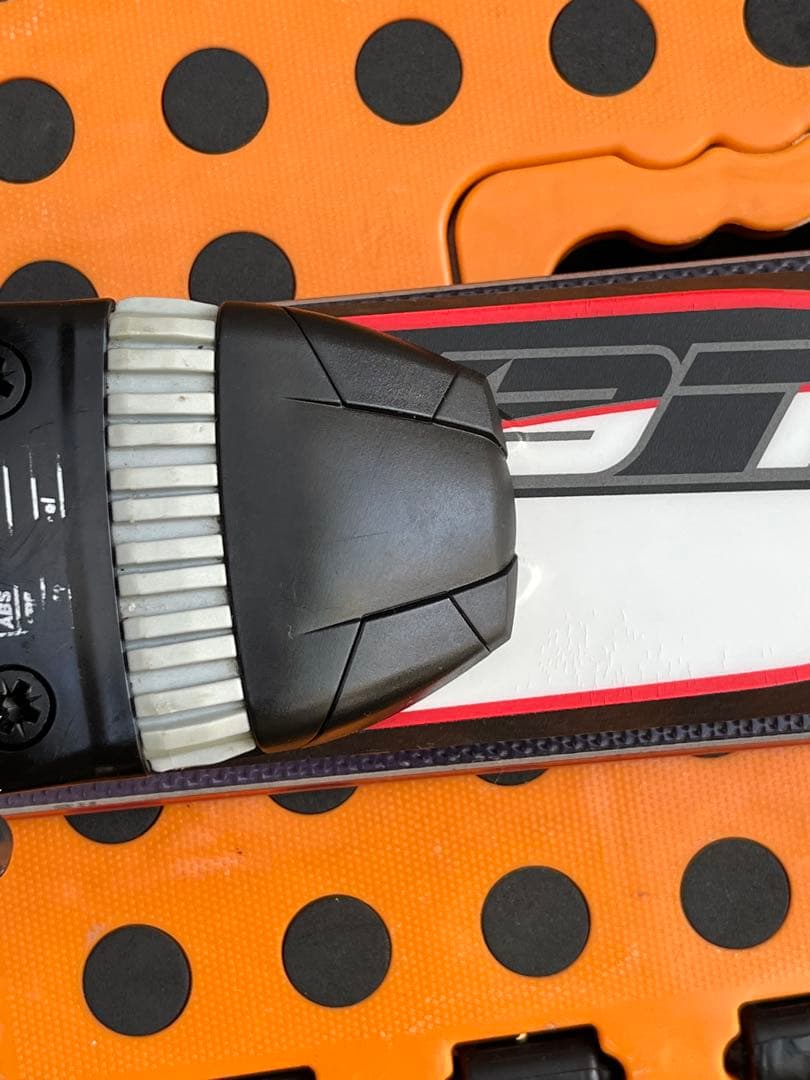 と*ん様 8,000円スタート　カービングスキー　フィッシャー170㎝