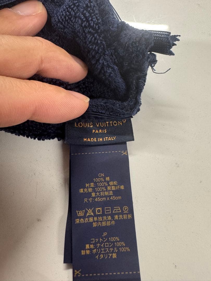 LOUIS VUITTON ネイビー クッション