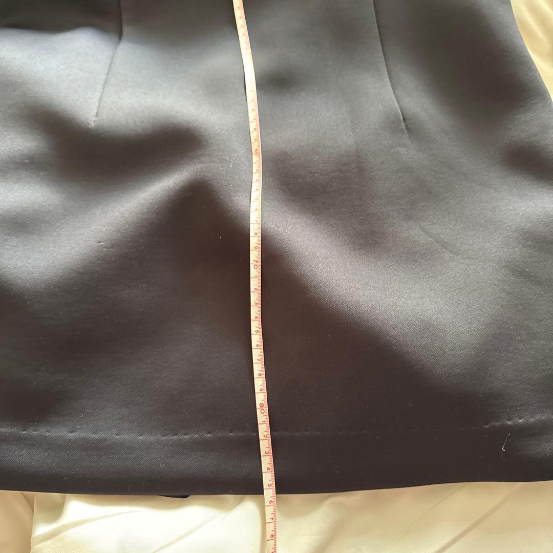 アーヤ❤️黒いフラワー刺繍チェスターコート