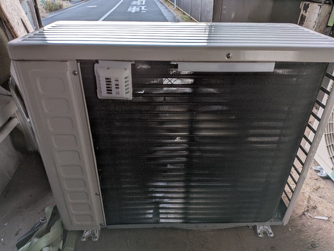 日立 6畳用 ルームエアコン白くまくん 冷暖房 RAS-AJ22N・2023年製