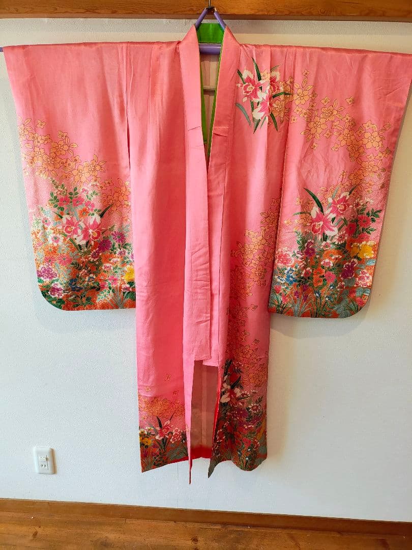 ピンク花柄着物 緑帯 赤帯付き
