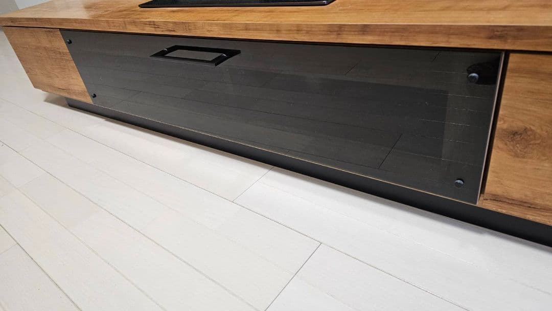 ナチュラルウッド テレビ台 ガラス扉　テレビボード　低めローボード