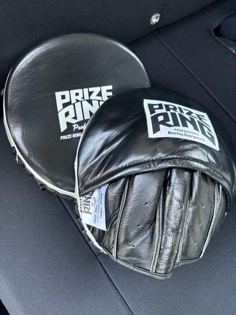 ボクシング　PRIZE RING ミット