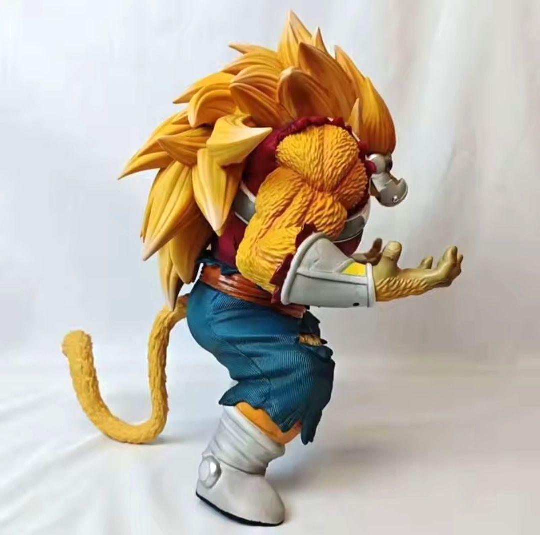 ドラゴンボール　カンバー　黄金大猿　フィギュア