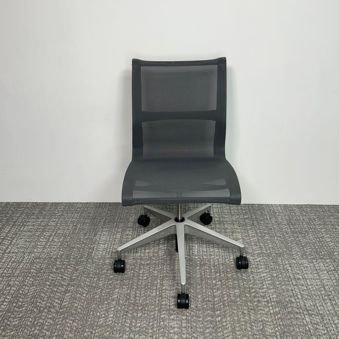 Herman millerハーマンミラーSetu（セトゥ）チェア.