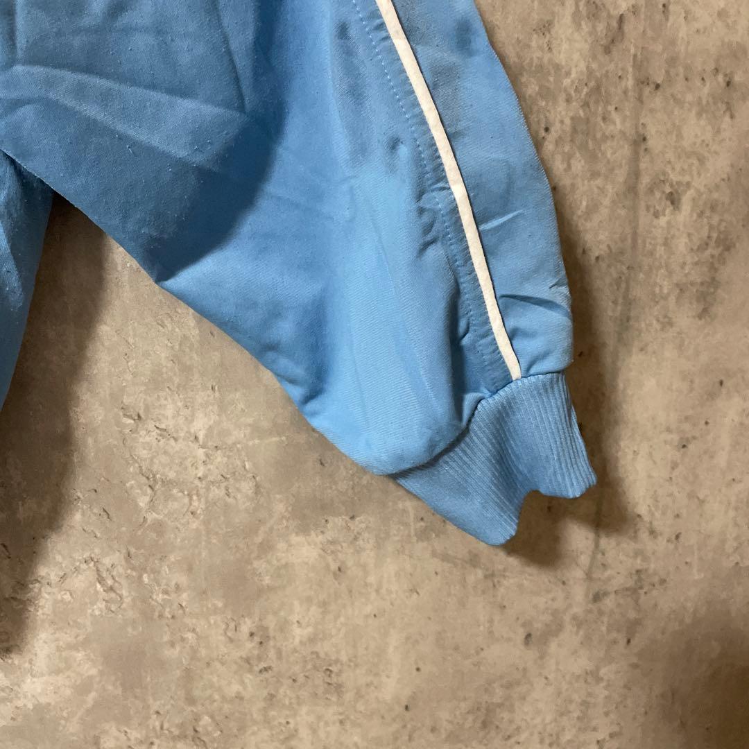 adidasアディダストラックジャケットジャージブルゾン水色青ブルー白刺繍ロゴ