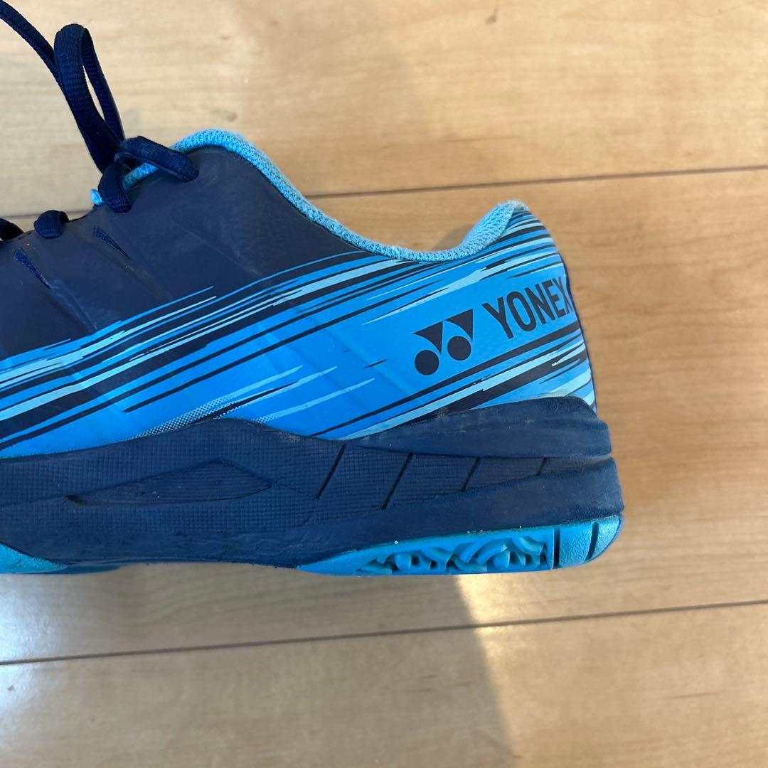 【十分に使える】ヨネックスパワークッションエアラスダッシュ3 GC 27.5cm