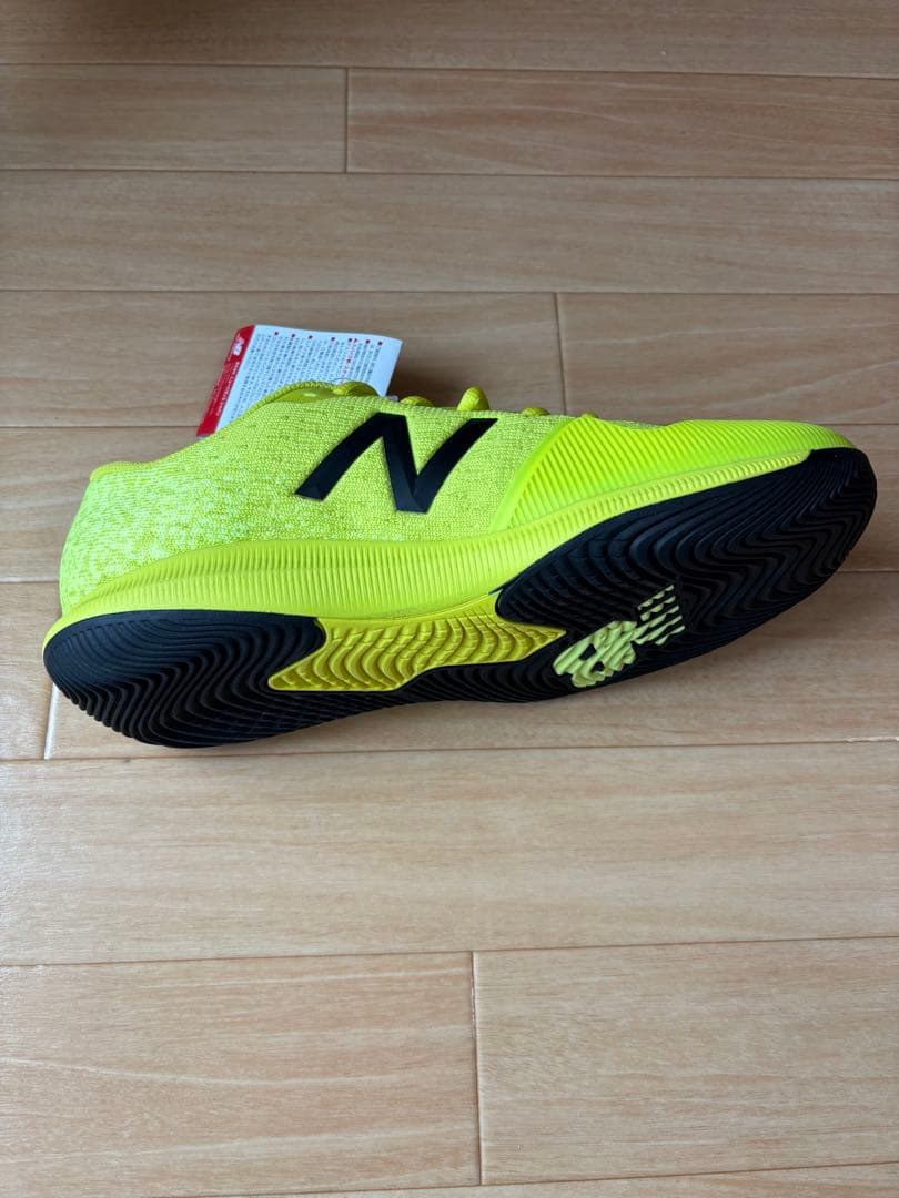 New Balance 新品未使用　テニスシューズ イエロー