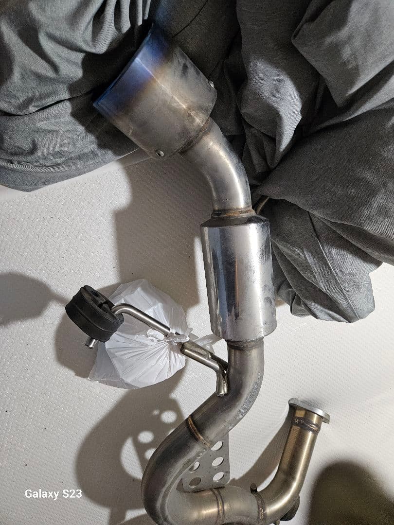 スイフトzc33用ロッソモデロ 中間パイプ リアピースセット (しばらく値下げ中