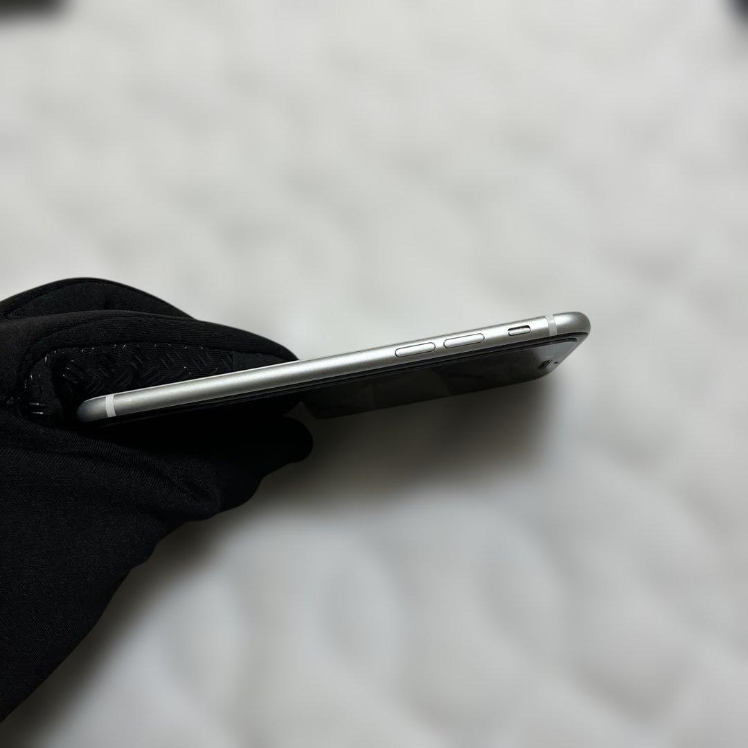 ち*婦様 iPhone SE (第2世代) 128GB ブラック SIMフリー