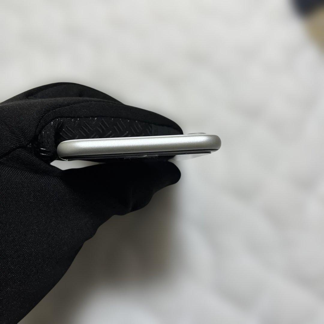 ち*婦様 iPhone SE (第2世代) 128GB ブラック SIMフリー