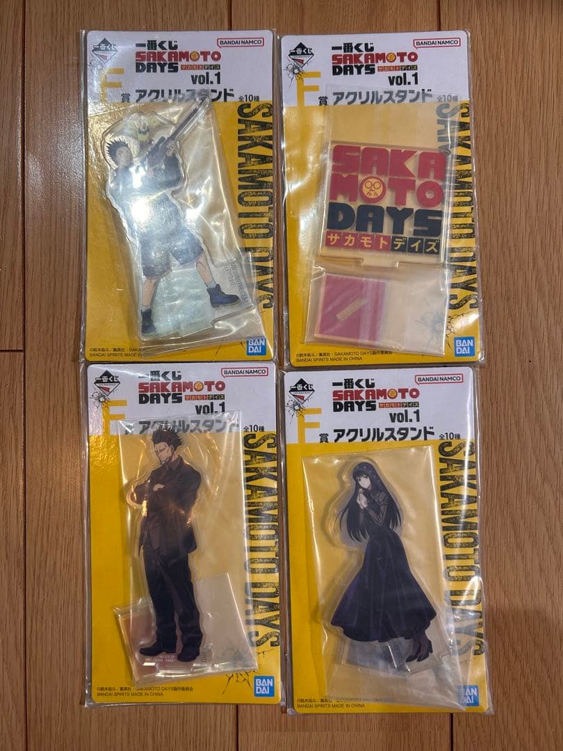送料込SAKAMOTO DAYS全巻セット1-25公式ファンブック+アクリル4
