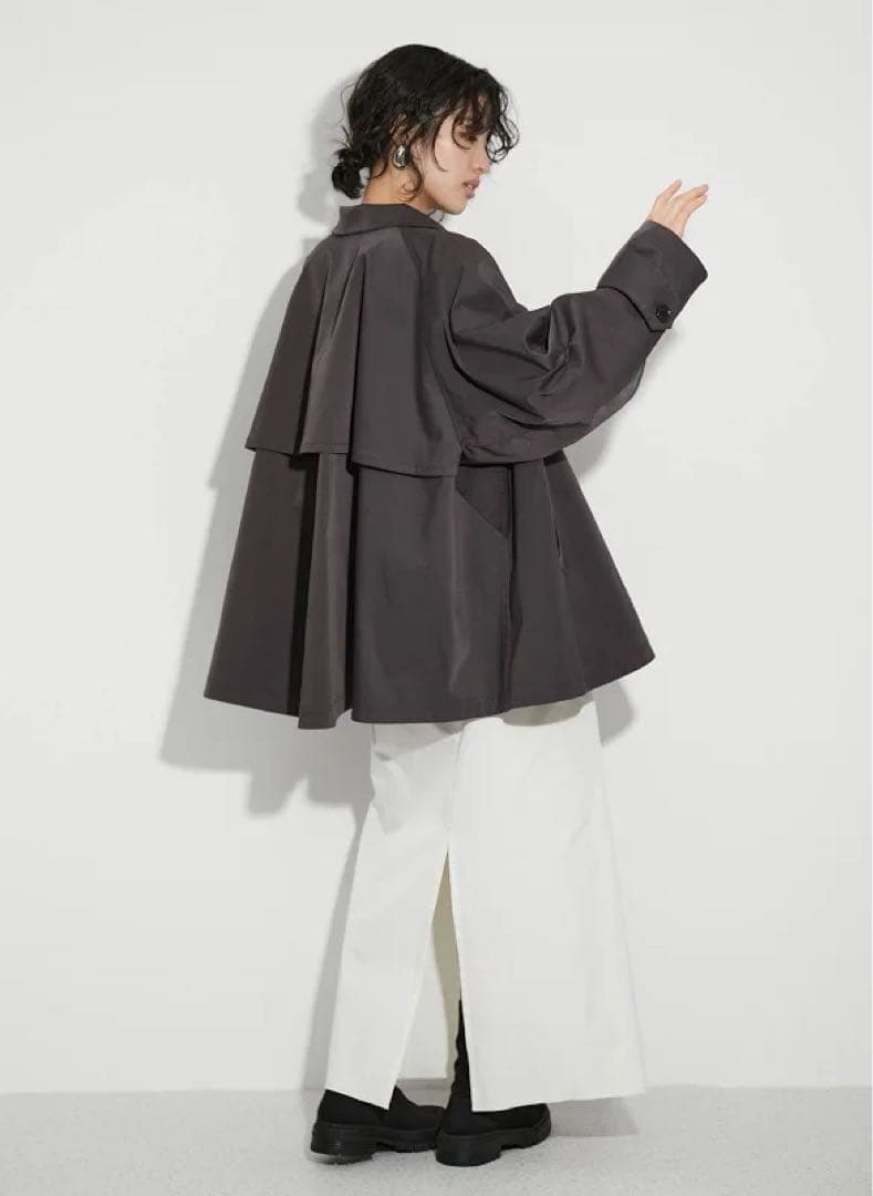 アダムエロペ　フレアミドルトレンチコート　スミクロ