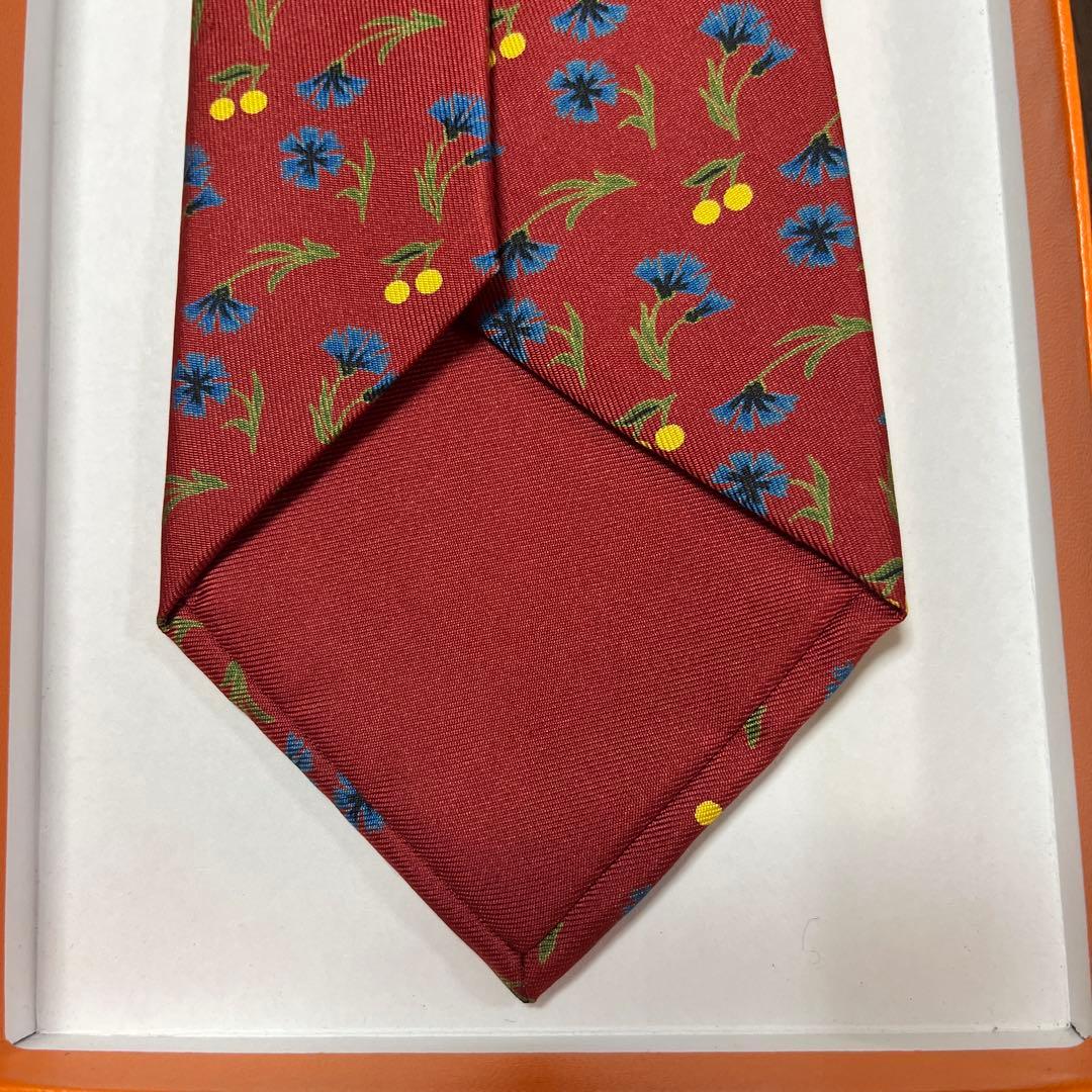 極美品　エルメス　ネクタイ　赤　花柄フラワー　結婚式