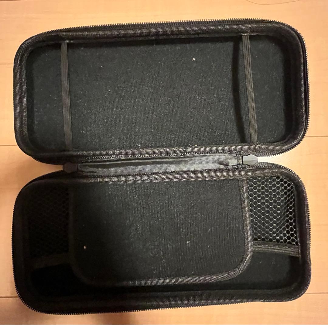 Nintendo Switch 本体　持ち運び用Switchケース