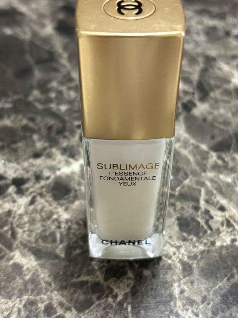 シャネル　サブリマージュ　レサンス フォンダモンタル　ユー