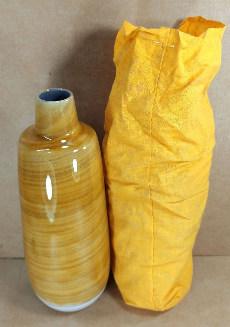 あ*♬様 【本物保証】徳田正彦(後の人間国宝三代徳田八十吉）色釉花生 共箱 黄布