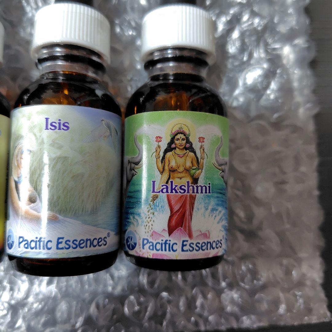 パシフィックエッセンス　アバンダンス　イシス　ラクシュミ　4本セット