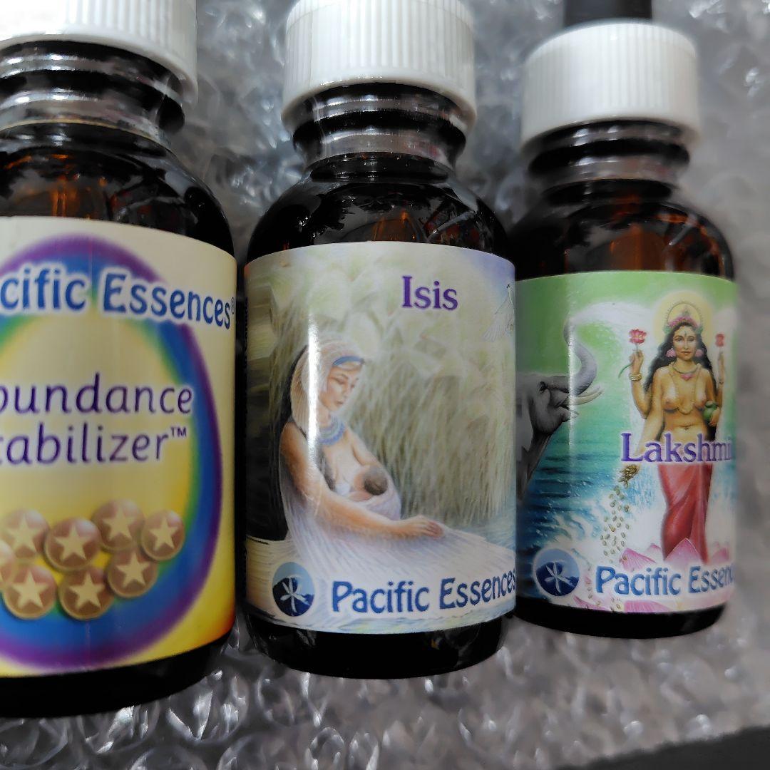 パシフィックエッセンス　アバンダンス　イシス　ラクシュミ　4本セット