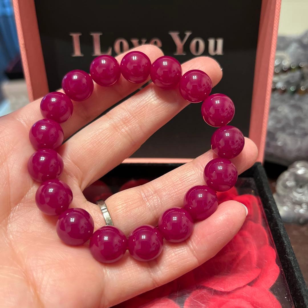 セール！天然石ブレスレット　ミャンマー産　ルビー　大玉